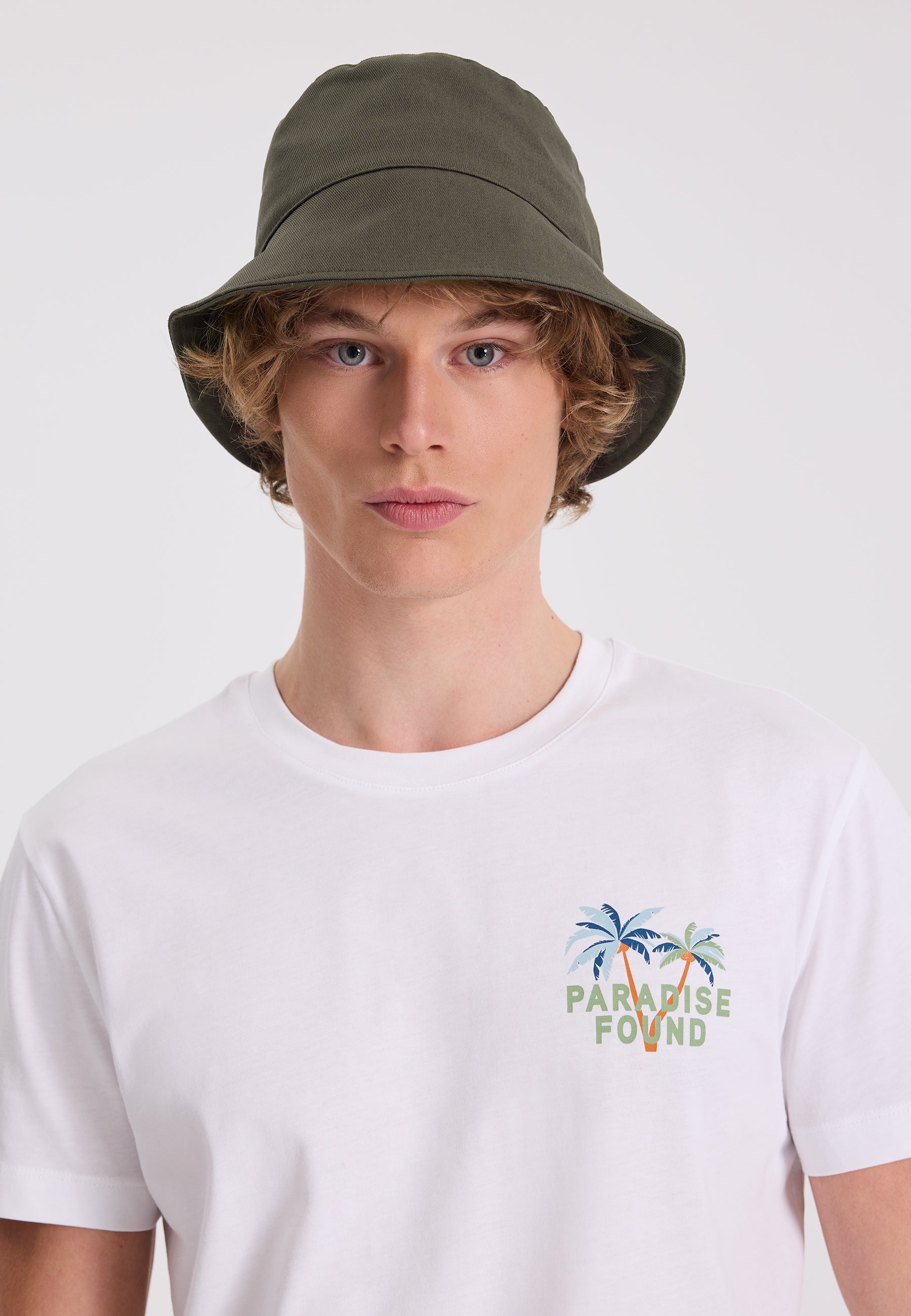 WMBOBBY BUCKET HAT in Khaki